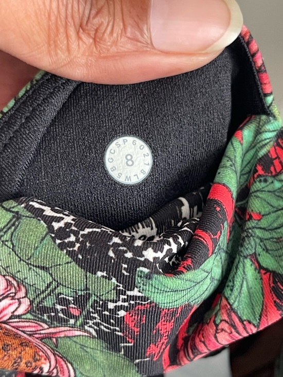 LULULEMON | Wunder Under Zen Garden Floral Multicolored Mesh-Panel Leggings Sz 8 - Picture 8 of 8